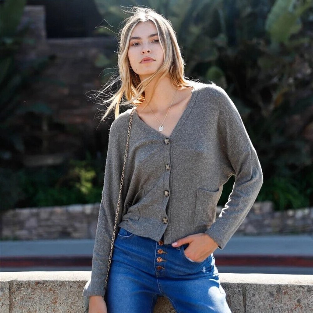 Women's Grey Moss Long Sleeve Knit Button Front Cardigan Sweater - Picture 1 of 4